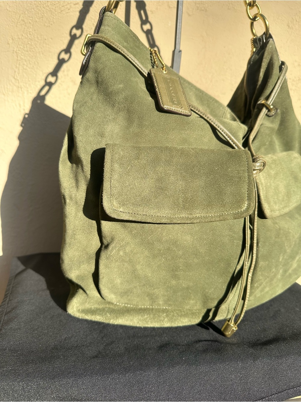 🫒Coach Chelsea Suede Pocket Hobo 17841 🫒 - Picture 3 of 12
